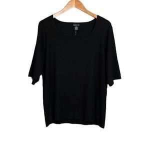 NWT! Evie silk blend black knitted top.